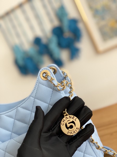 Handbag  Chanel  AS3690  size   21.5×22.5×7 cm