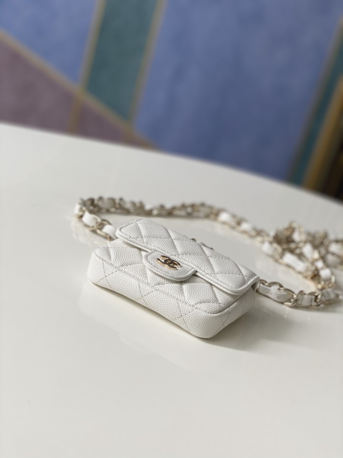 Handbag  Chanel  882138  size  10 7.5 2  cm 