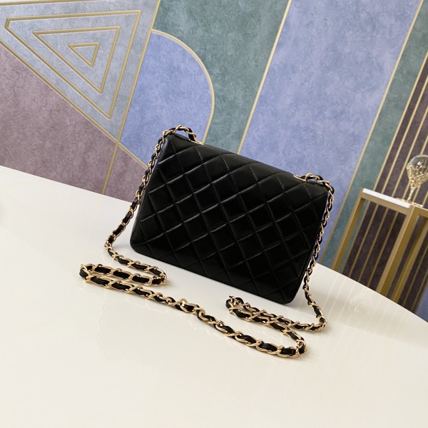 Handbag  Chanel  2308  size  20 6.5 14.5 cm