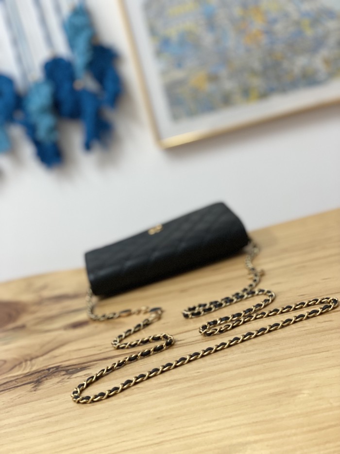 Handbag Chanel 81225 size 19 cm