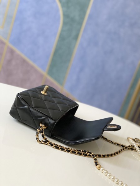 Handbag  Chanel  AS2855  size  19.5 13.5 6 cm