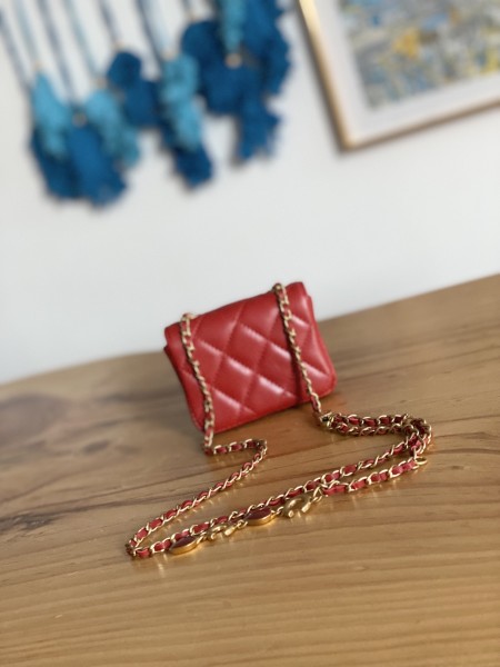 Handbag   Chanel  81227  size  11  cm