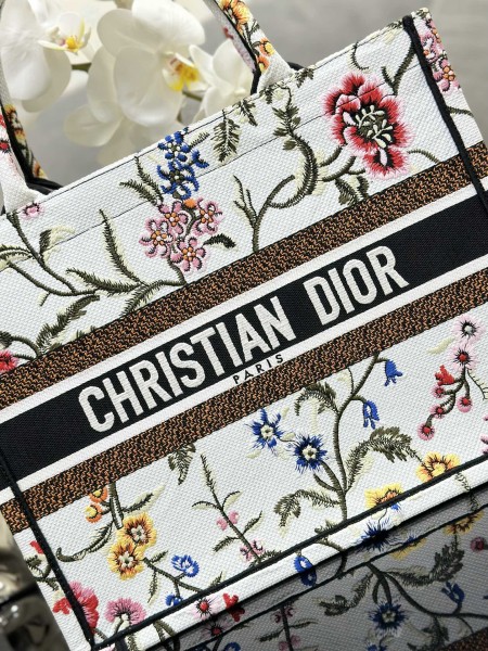  Handbag Dior M1286 size 36 x 27.5 x 16.5 cm