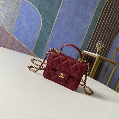 Handbag Chanel  81112 size 12 9.5 3 cm