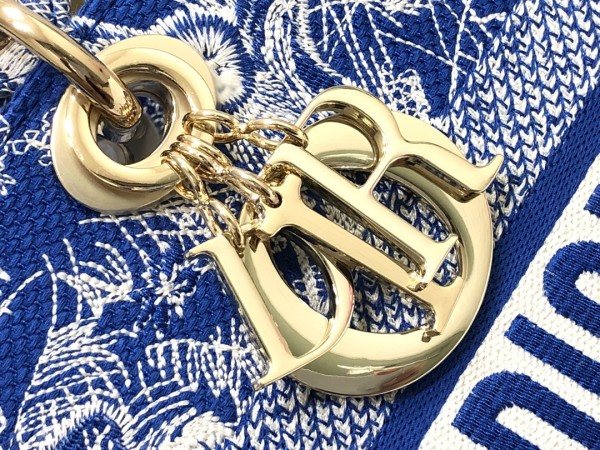  Handbag Dior M0566 size 32 x 25 x 11 cm