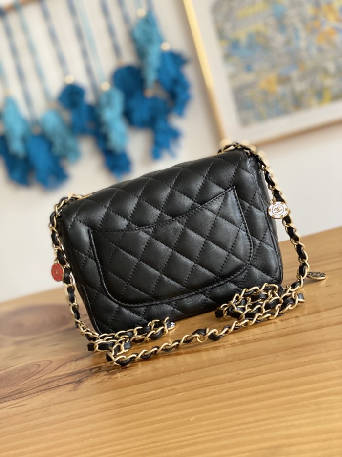  Handbag Chanel AS3737 size 14.5*19*6.5 cm