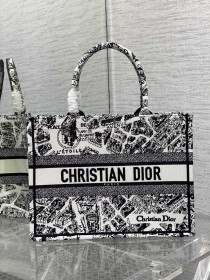  Handbag   Dior  size  36*18*28 cm