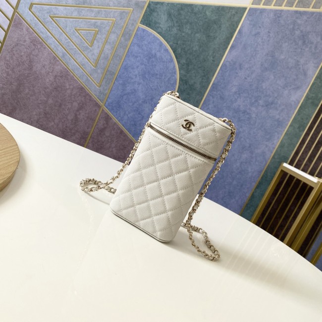 Handbag  Chanel  size  18*10.5*5 cm