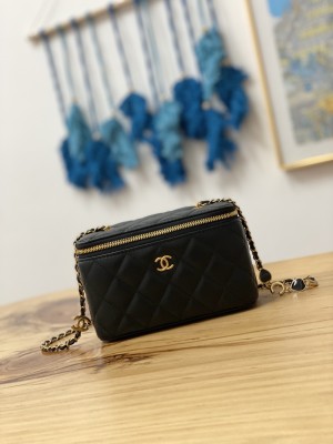  Handbag Chanel 81226 size 16.5 cm