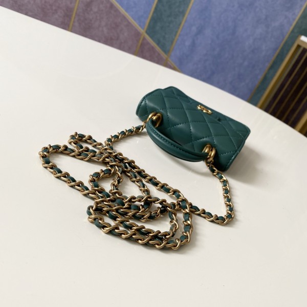  Handbag Chanel 81112 size 12 9.5 3 cm