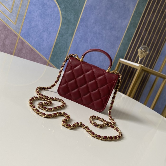  Handbag Chanel  81112 size 12 9.5 3 cm