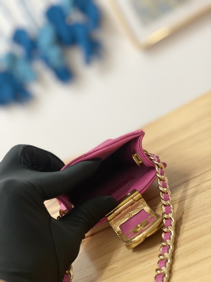 Handbag  Chanel  2981  size  18*3*10  cm