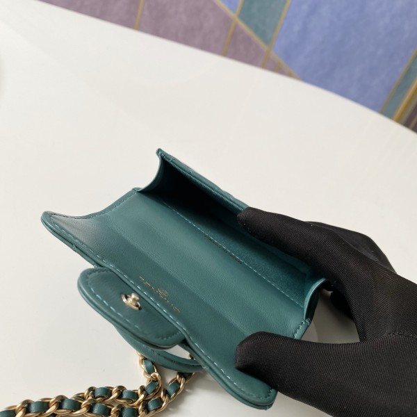  Handbag Chanel 81112 size 12 9.5 3 cm