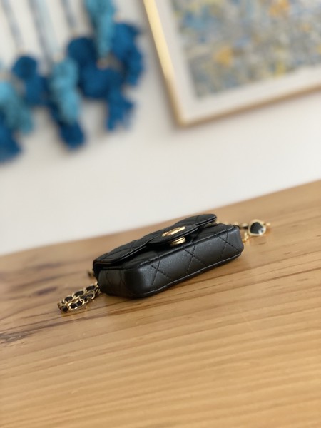 Handbag  Chanel  81227  size  11 cm