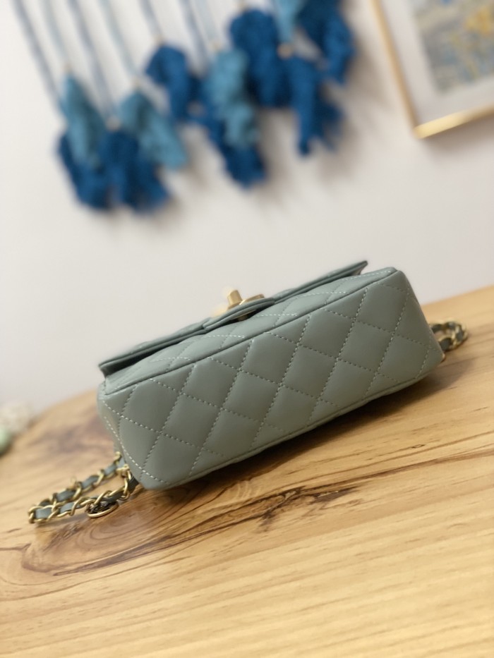 Handbag   Chanel  AS3737  size  14.5*19*6.5 cm