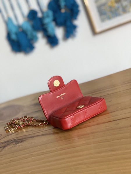 Handbag   Chanel  81227  size  11  cm