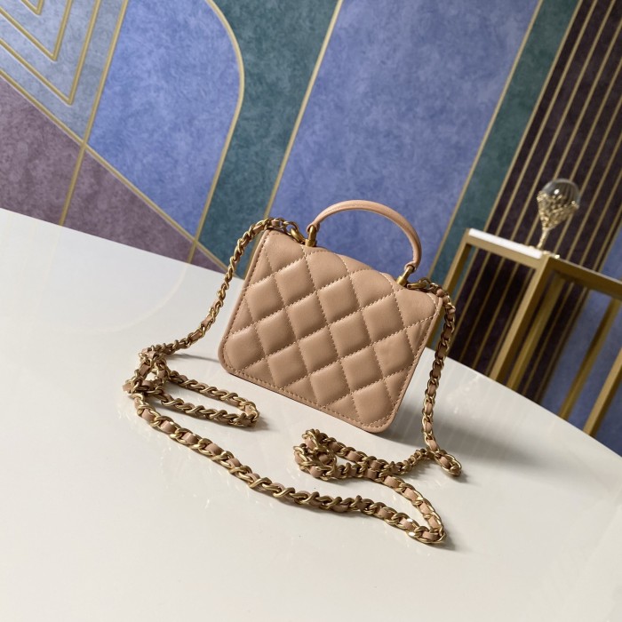  Handbag Chanel 81112 size 12 9.5 3 cm