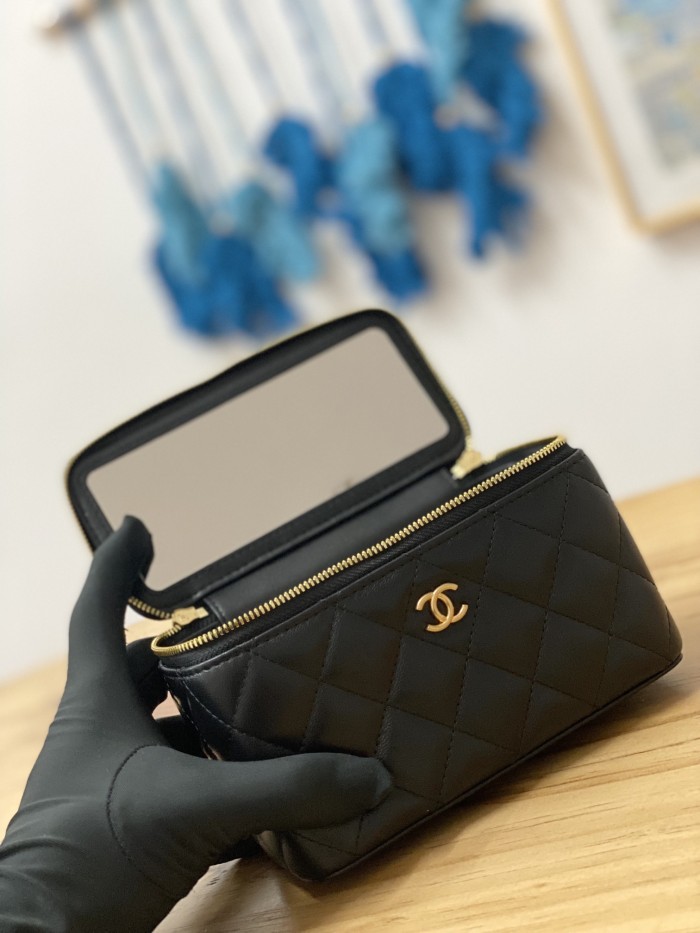  Handbag Chanel 81226 size 16.5 cm
