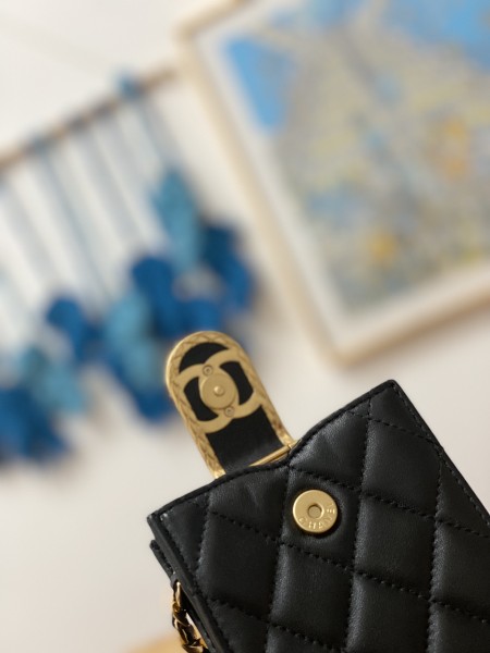 Handbag  Chanel   2981 size  18*3*10  cm