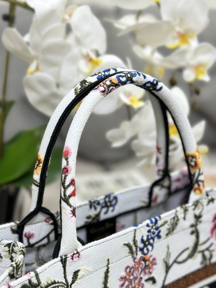  Handbag Dior M1286 size 36 x 27.5 x 16.5 cm