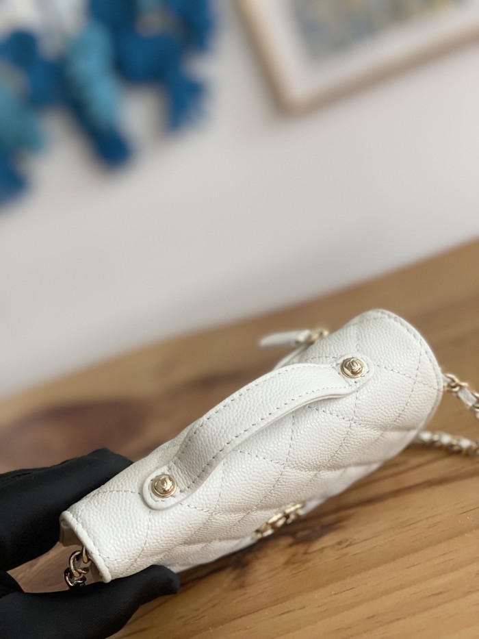 Handbag  Chanel  81215  size  15 Cm