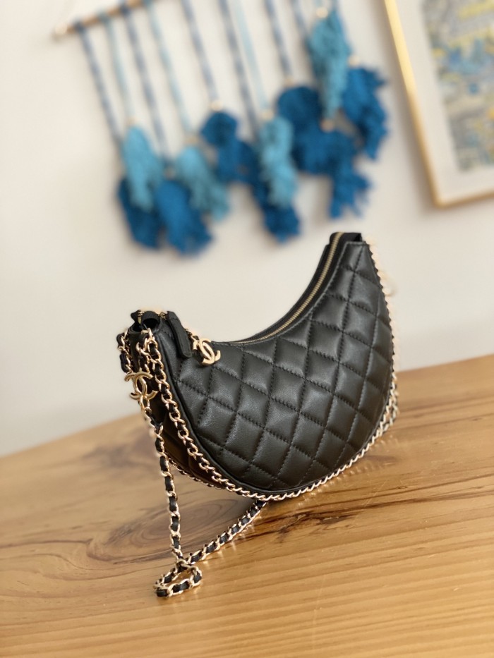  Handbag   Chanel  AS3917  size  15X20X6 cm