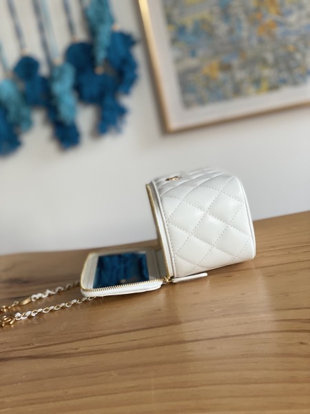  Handbag Chanel 81226 size 16.5 cm