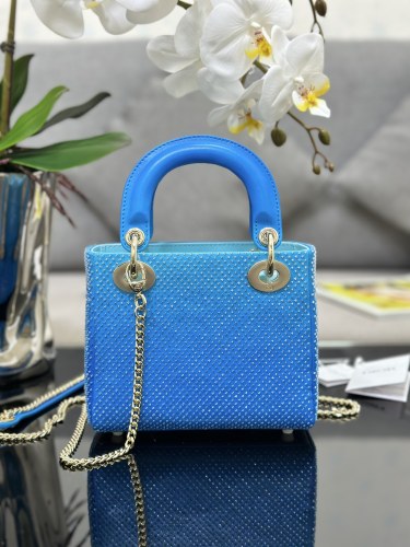  Handbag Dior M0505 size 17×15×7 cm