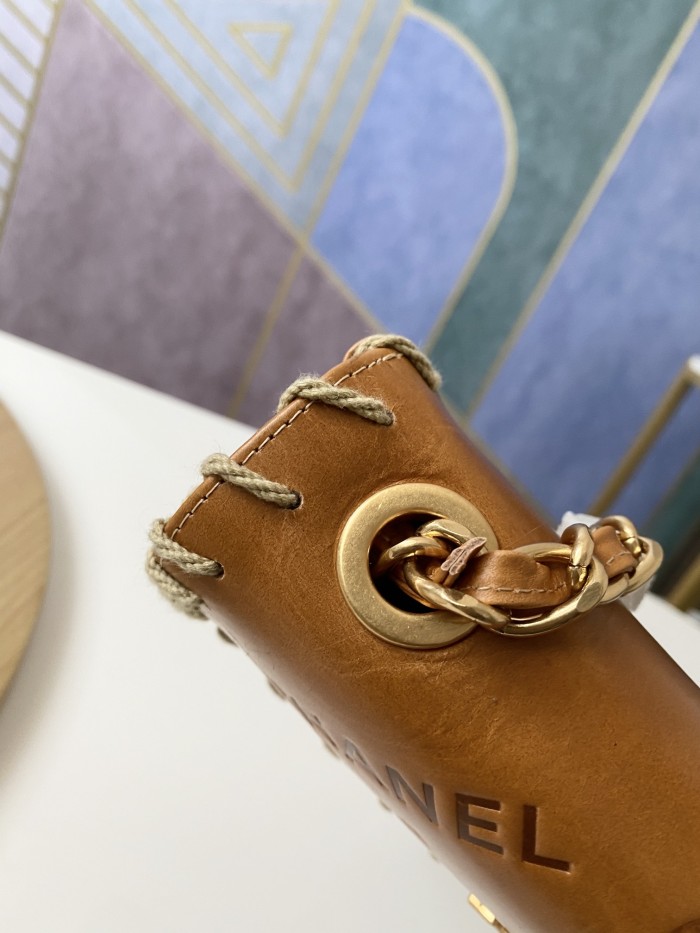 Handbag  Chanel  0966  size  25 6 14 cm