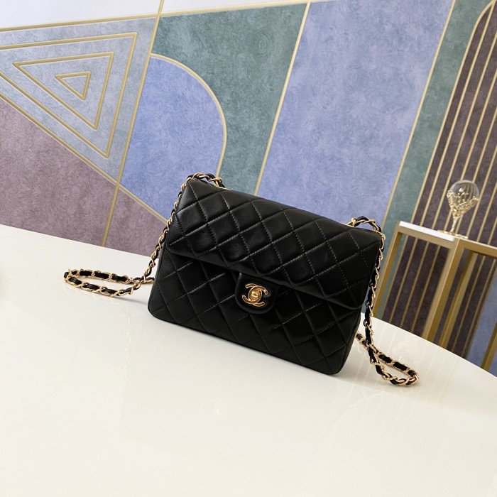 Handbag  Chanel  2308  size  20 6.5 14.5 cm