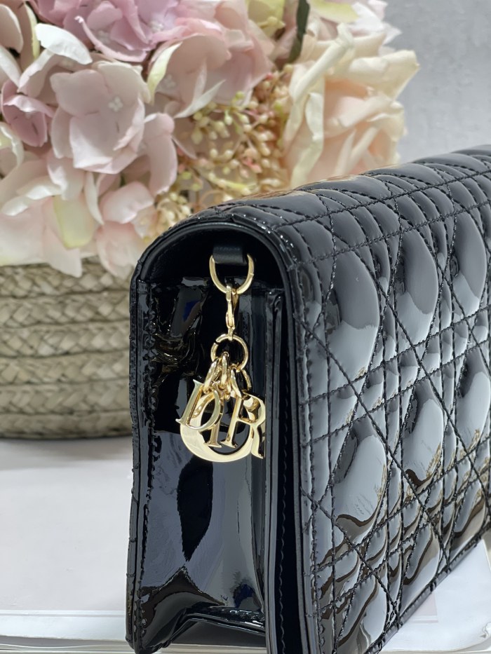 Handbag  Dior 77035 size  21.5 x 11.5 x 3 cm