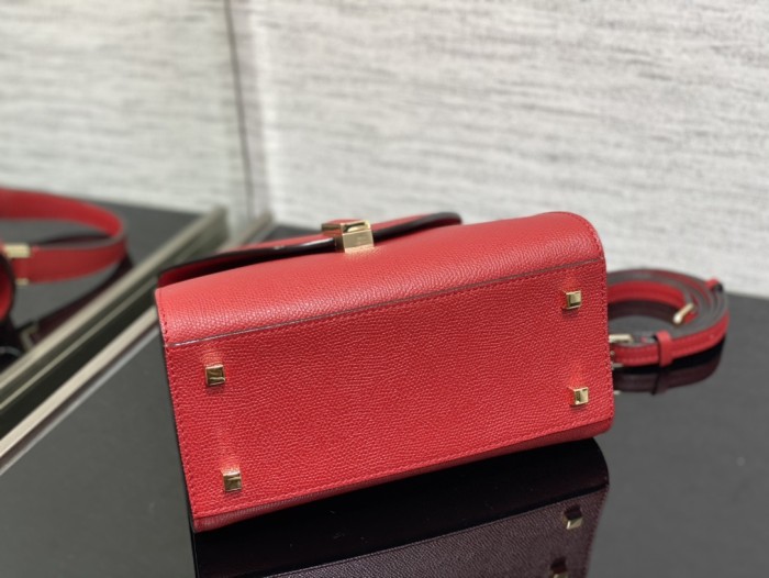  Handbag VALEXTRA  size 𝟐𝟐*𝟏𝟔'𝟓*𝟏𝟐 𝐂𝐦