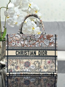  Handbag  Dior  M1286 size 36 x 27.5 x 16.5 cm