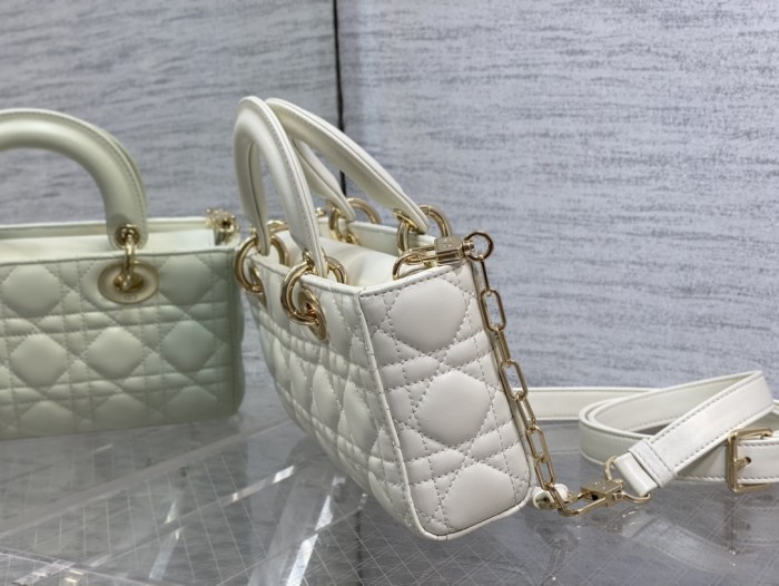  Handbag  Dior  size 22.5*6*11.5 cm