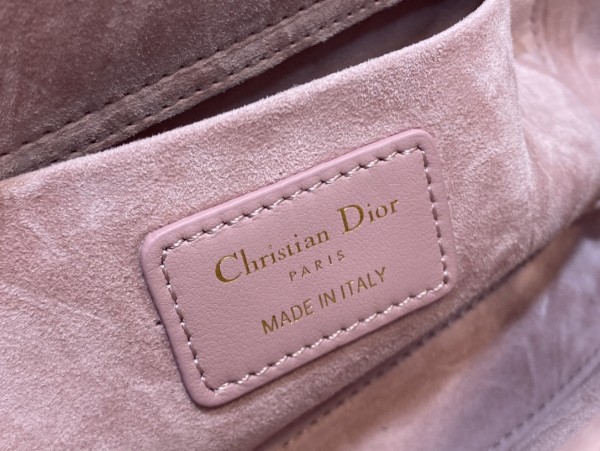 Handbag  Dior size 26*6*14 cm