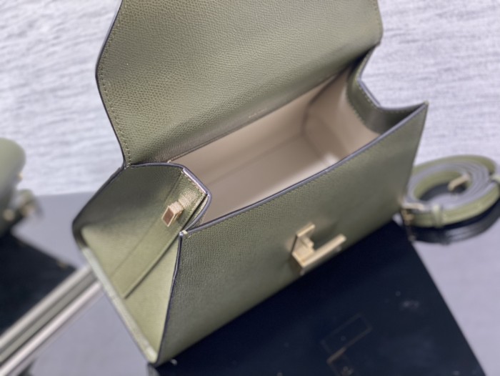 Handbag VALEXTRA size 𝟐𝟔*𝟐𝟎*𝟏𝟐 𝐂𝐦