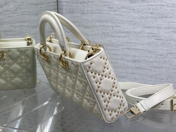  Handbag  Dior  size 26*6*14 cm