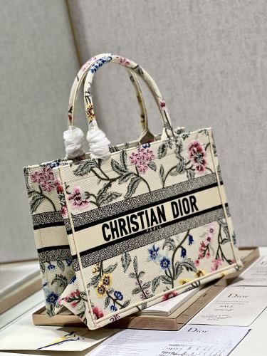 Handbag  Dior 1286 size 36×28 cm