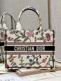 Handbag  Dior 1286 size 36×28 cm