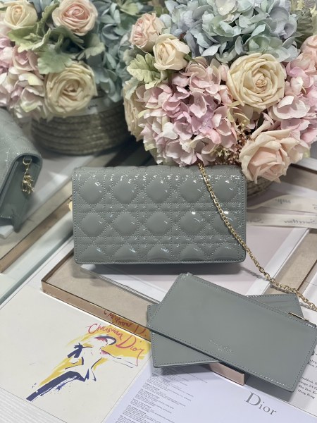 Handbag  Dior 77035 size  21.5 x 11.5 x 3 cm