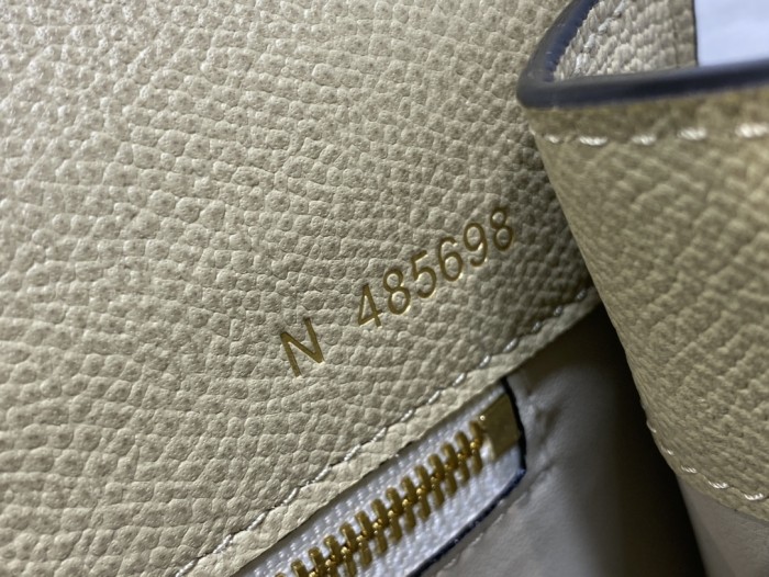 Handbag VALEXTRA  size 𝟐𝟔*𝟐𝟎*𝟏𝟐 𝐂𝐦