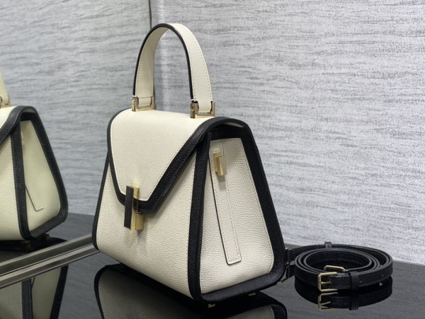  Handbag VALEXTRA  size 𝟐𝟐*𝟏𝟔'𝟓*𝟏𝟐 𝐂𝐦