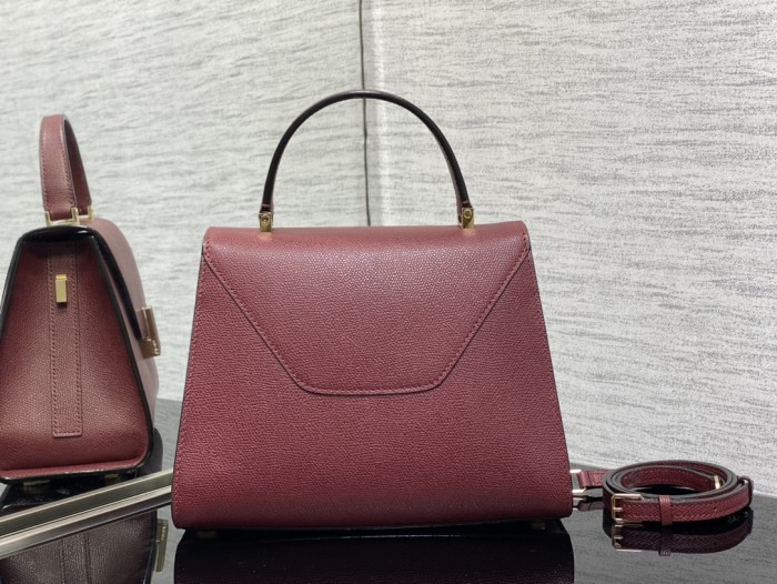 Handbag VALEXTRA size 𝟐𝟔*𝟐𝟎*𝟏𝟐 𝐂𝐦