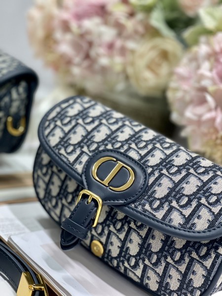 Handbag  Dior 9327 size 21*5*12 cm