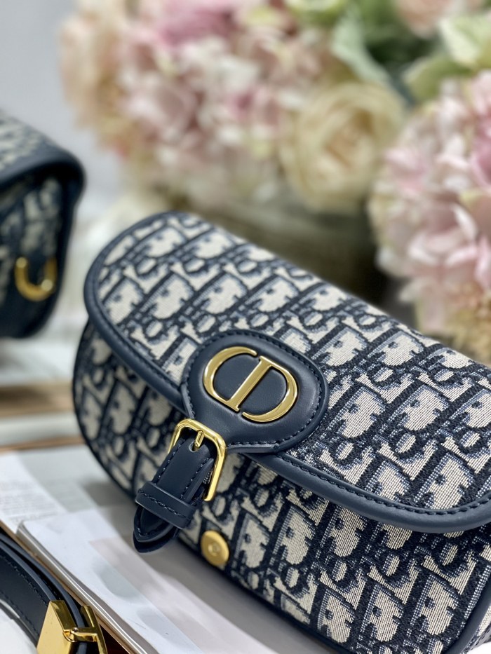 Handbag  Dior 9327 size 21*5*12 cm