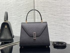 Handbag VALEXTRA size 𝟐𝟐*𝟏𝟔'𝟓*𝟏𝟐 𝐂𝐦