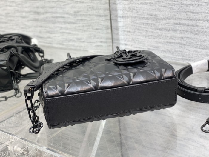  Handbag  Dior  size 16*5.5*10 cm