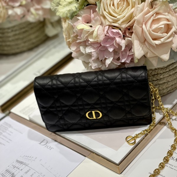 Handbag  Dior 5091 size 20 x 11.5 x 3.5 cm