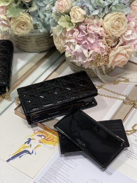 Handbag  Dior 77035 size  21.5 x 11.5 x 3 cm