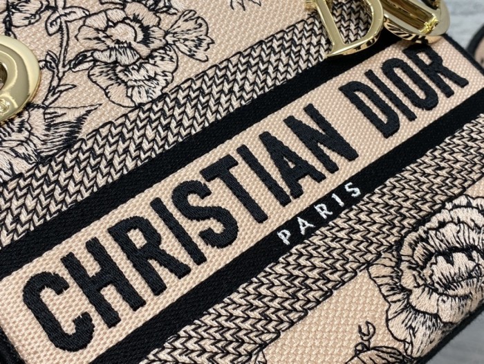  Handbag  Dior size 17*7*15 cm